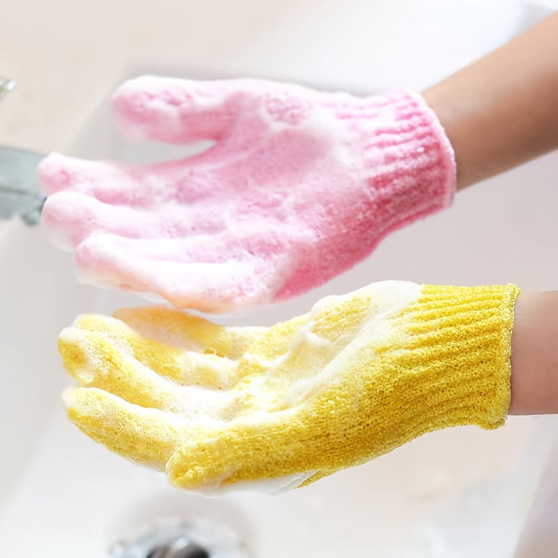 A Random Mix of 20 And 10 Items, Including Kitchen Supplies, Dishwashing Gloves, Pot Cleaning Tools, And Products for Deep Cleaning And. The Gloves Are Slip-Resistant And Durable